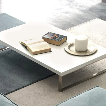 Tavolino Quadra con top in  rovere spazzolato e base in metallo di Cortezari