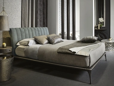 Letto con testiera trapuntata Iseo di Cantori