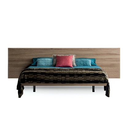 Letto Zen con testiera effetto sospesa di Devina Nais