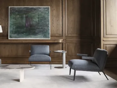 Poltrona di design in tessuto con struttura metallica Lima di Nicoline