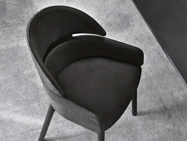 Sedia in pelle Lloyd di Fiam