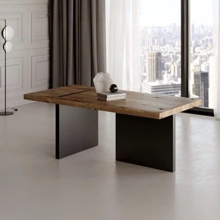 Tavolo Caracas in rovere invecchiato di Le Fablier