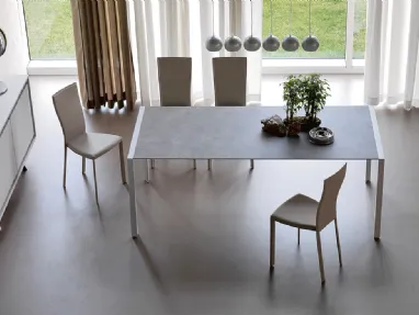 Tavolo allungabile con struttura in acciaio e piano in laminato Pedro Drive di Cattelan Italia