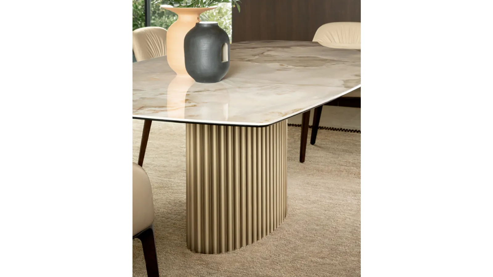 Tavolo Enea in ceramica di Riflessi